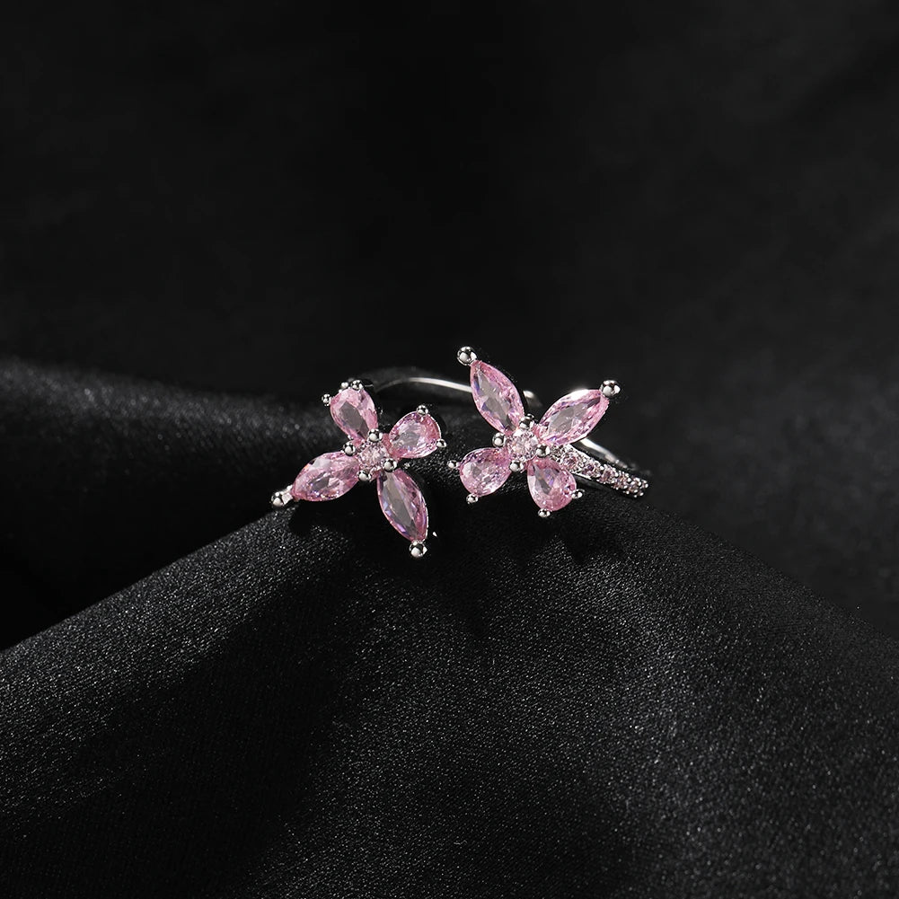 Elegant Floral Crystal Ring