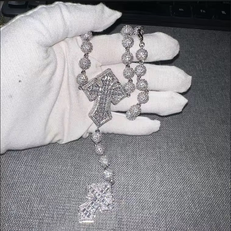 Silver-colored_rosary_bead_chain